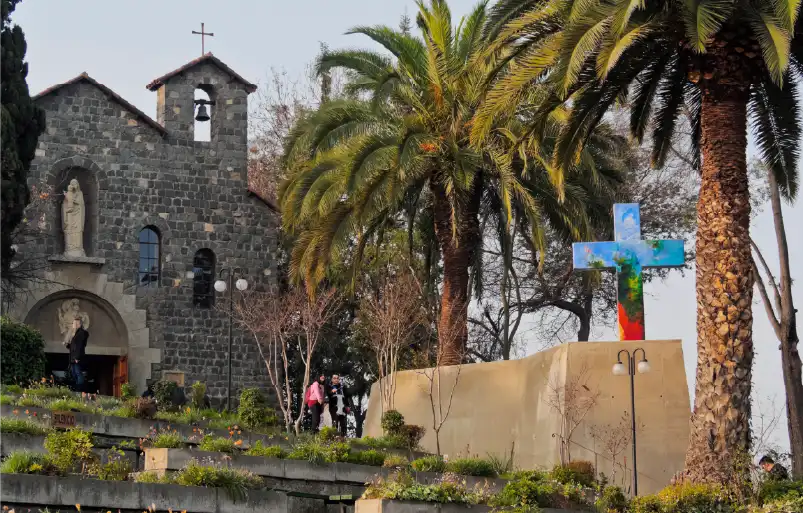 Santuario de la Inmaculada Concepción en la cumbre del Cerro San Cristóbal